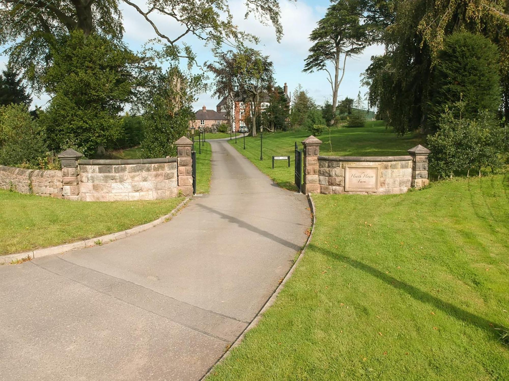 Heath View Villa Cheddleton Kültér fotó